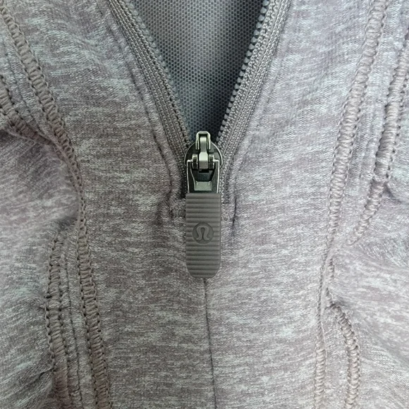 Lululemon half zip Rulu size 8 - Picture 5 of 11